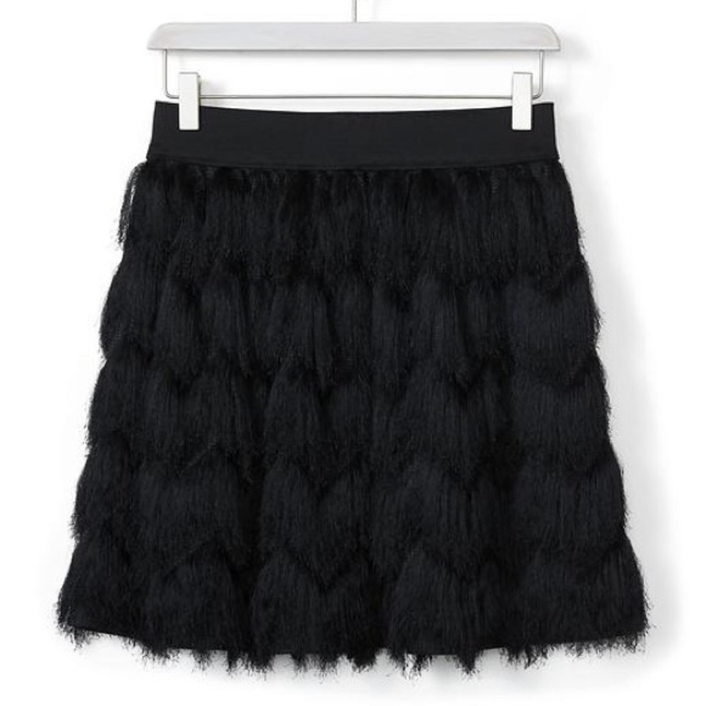 🆕 Banana Republic FRINGE KNIT MINI